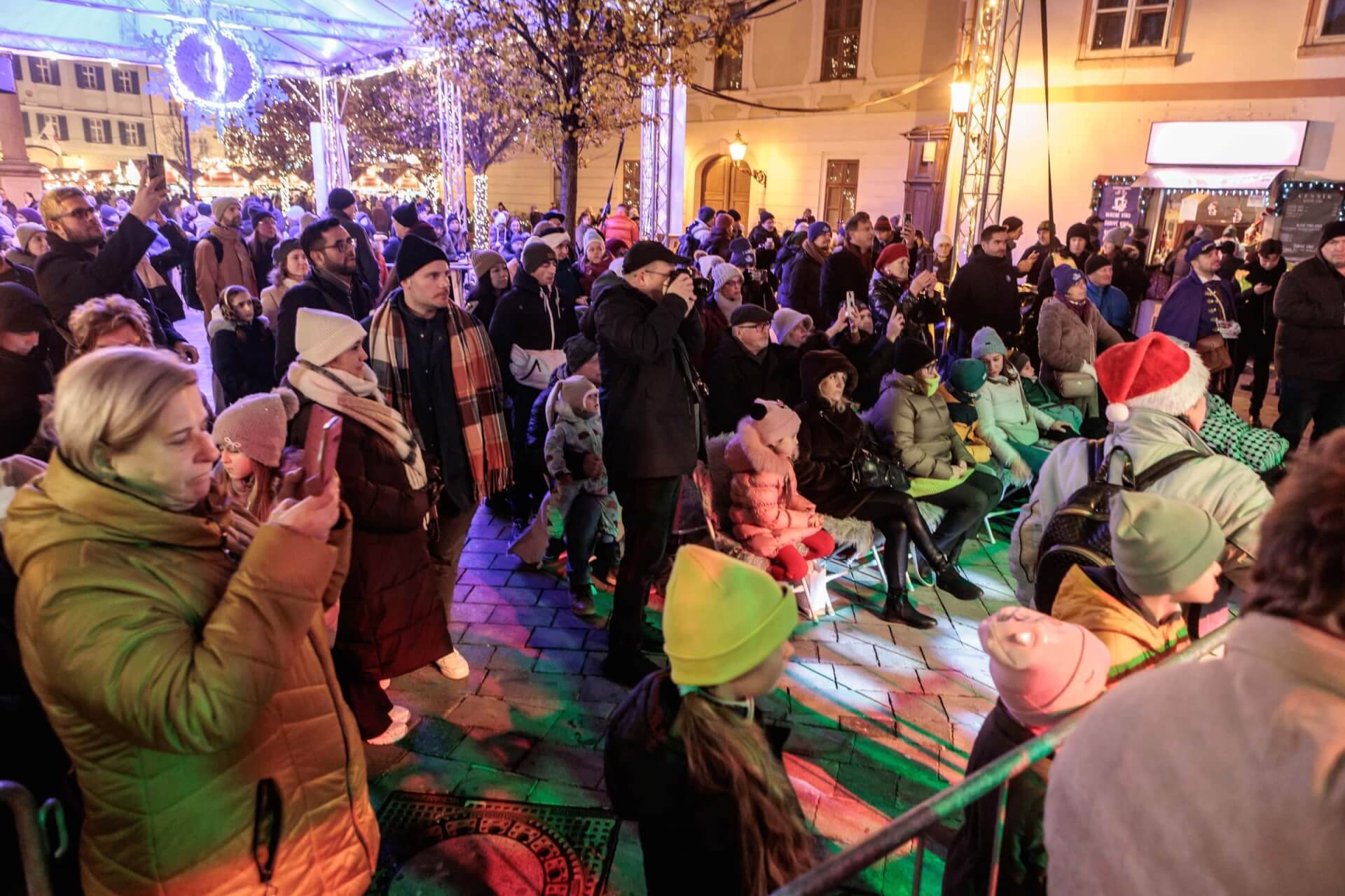 Fialové Vianoce. OZ Meli Beli